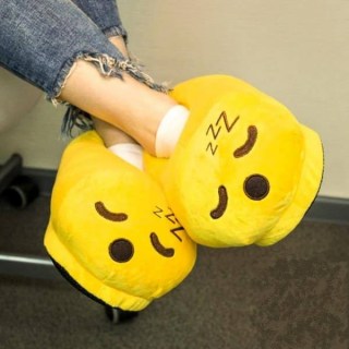 Веселые тапочки Emoji Сонный купить